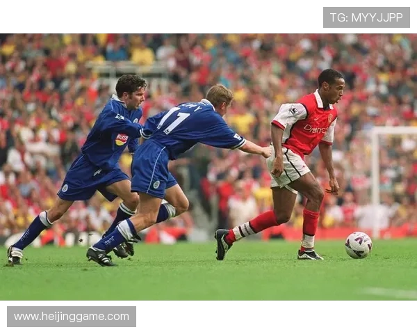 张静专访：从绿茵场到人生舞台的足球旅程回顾与展望